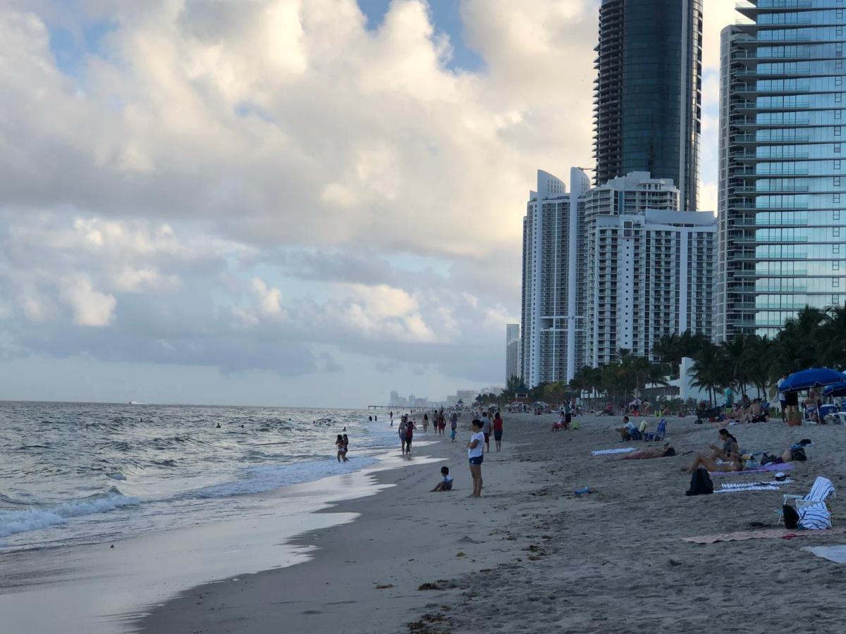 The Blue Island Lejlighed Miami Beach Eksteriør billede